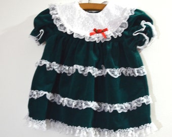 Vintage Baby Girl Christmas Dress . Velvet Green Holiday Dress . Lace Christmas Dress . 18 months 24 months