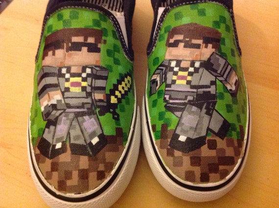 ... hand painted Minecraft Fly Does Minecraft Toddler Children's shoes