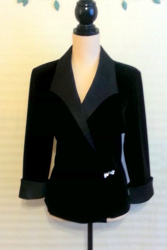 Size 16 Plus Size Black Velvet Jacket Evening Wear Formal