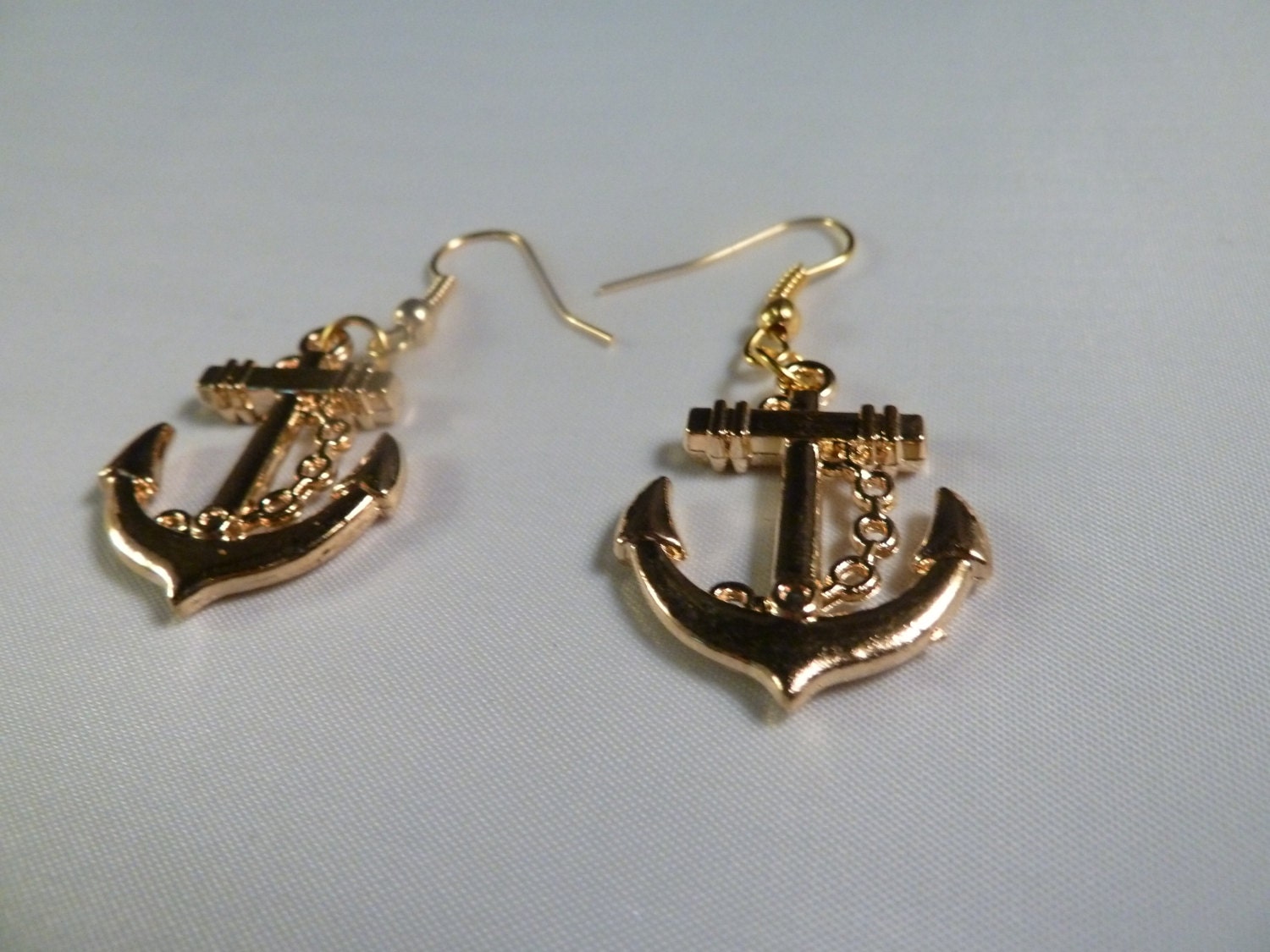 Nautical Gold Tone Anchor Earrings Costume by Thecheapchicboutique