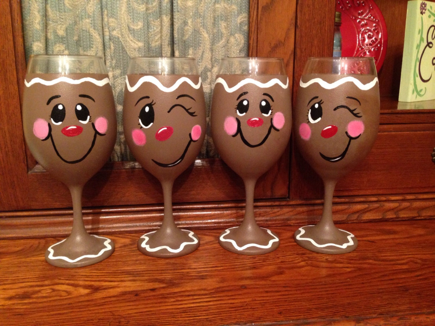 Gingerbread Wine Glasses by Buttonwoodboutique on Etsy