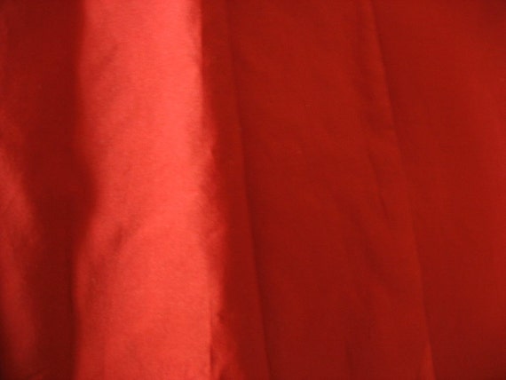 Deep Red Polyester Taffeta Fabric Thick Taffeta Polyester
