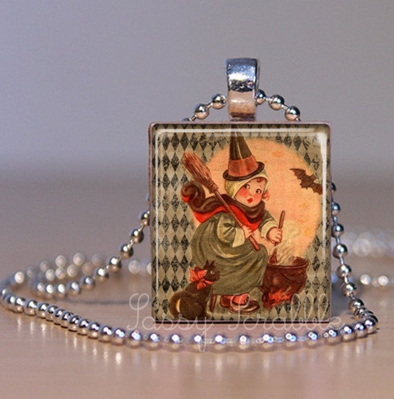 Items similar to Vintage Halloween Witch Necklace (LDA), Vintage
