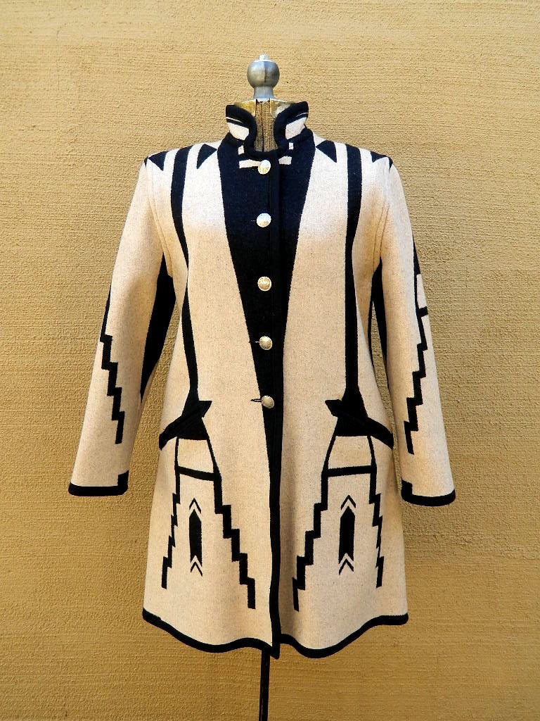 Women's Stunning Native American Cheyenne Eagle Blanket