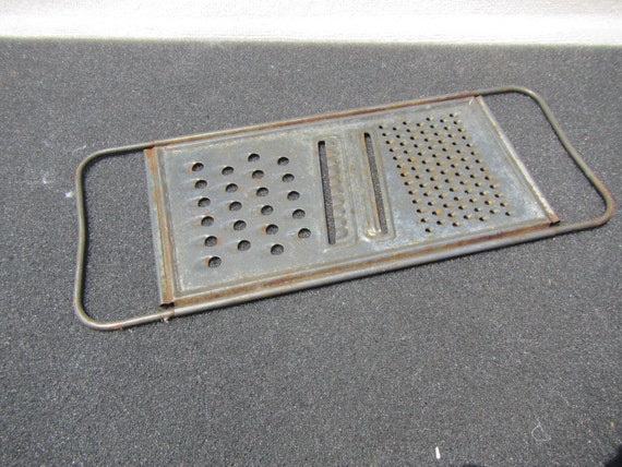 Antique Vintage Flat Cheese Vegetable Metaltin Grater