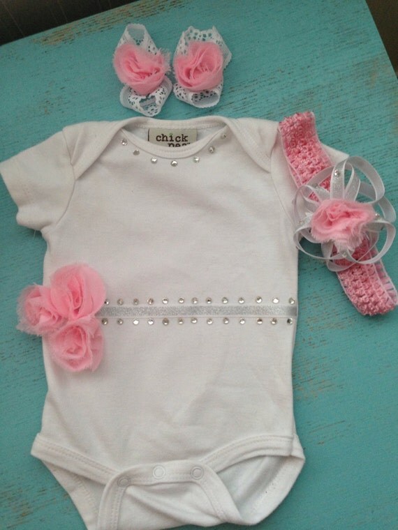 Items similar to Baby girl clothes on Etsy