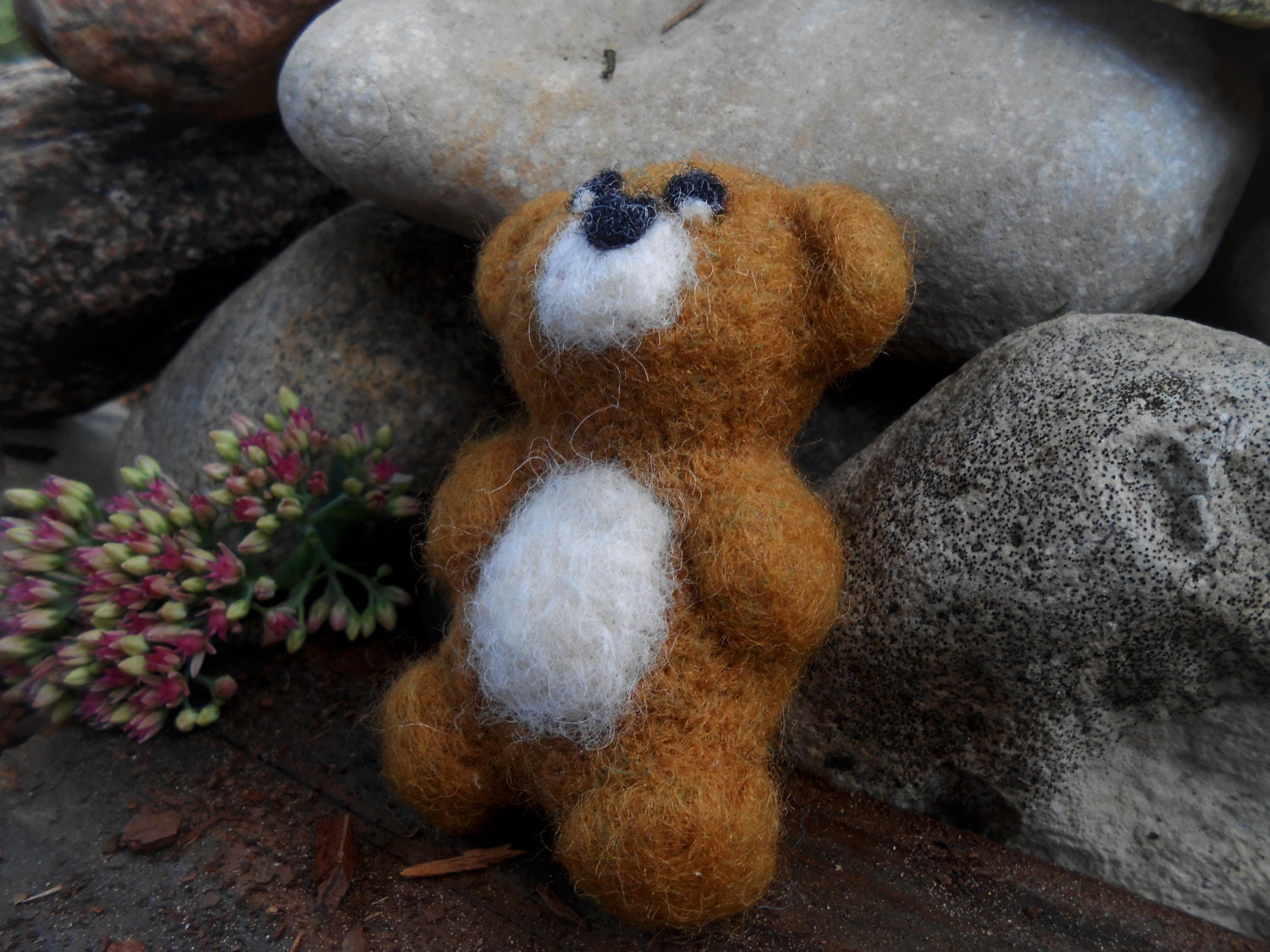 felted teddy bears