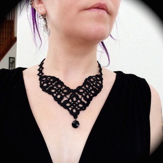 https://www.etsy.com/listing/195052357/tatted-lace-statement-necklace-diamond?