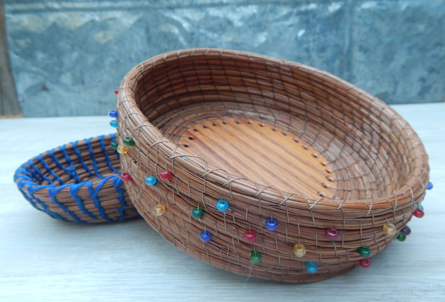 Coil Woven Pine Needle Basket with Oak Bottom and Multicolor