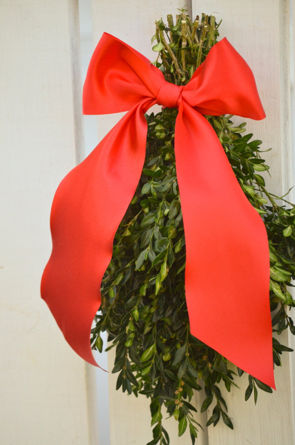 Fresh Boxwood Bundle, fresh boxwood, door wreath, door swag