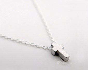 Small cross necklace, Dainty charm necklace, Sterling silver / Gold filled chain, simple minimalist, holidays gift, everyday jewelry