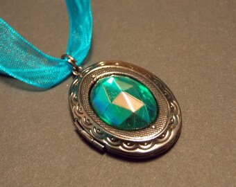 Victorian Locket Necklace