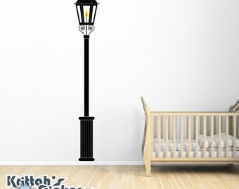 Gas Lamp Post Vinyl Wall Decal K534