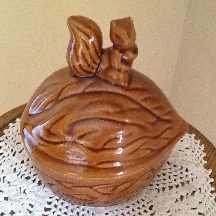 Adorable Vintage Squirrel Nut Bowl with Lid-Pretty Yellow