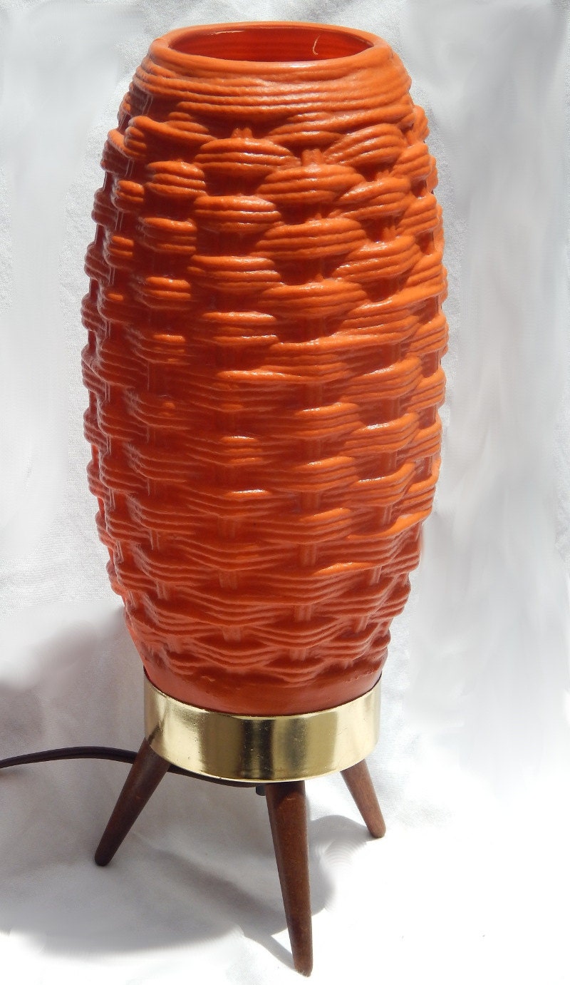 Vintage Lamp // Atomic Beehive // Basket Weave Shade // Orange