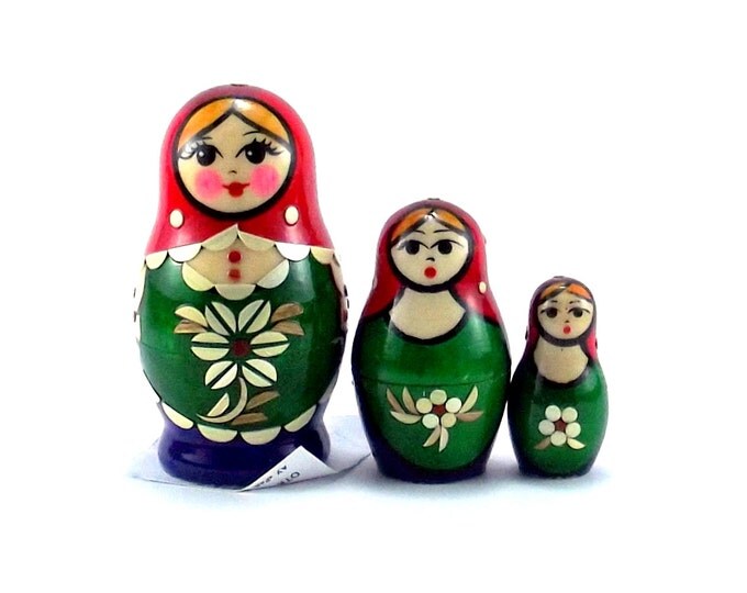 Nesting Dolls 3 pcs Russian matryoshka doll Babushka doll Russian stacking dolls for kids authentic russian nesting dolls Inlaid