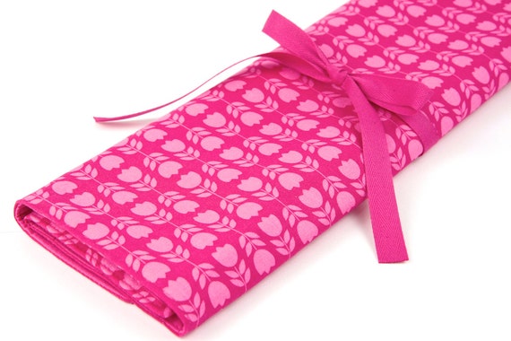 Knitting Needle Case - Mini Tulips - IN STOCK Large Organizer 30 Pink Pockets for All Sizes