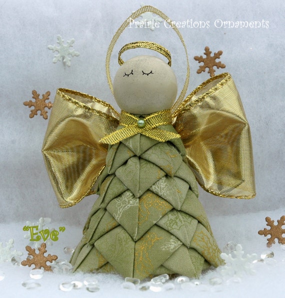 Christmas Angel Folded Fabric Ornament Kit & Instructions