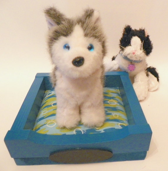 18 Doll Pet Bed for Dogs or Cats 18 inch doll 1:3