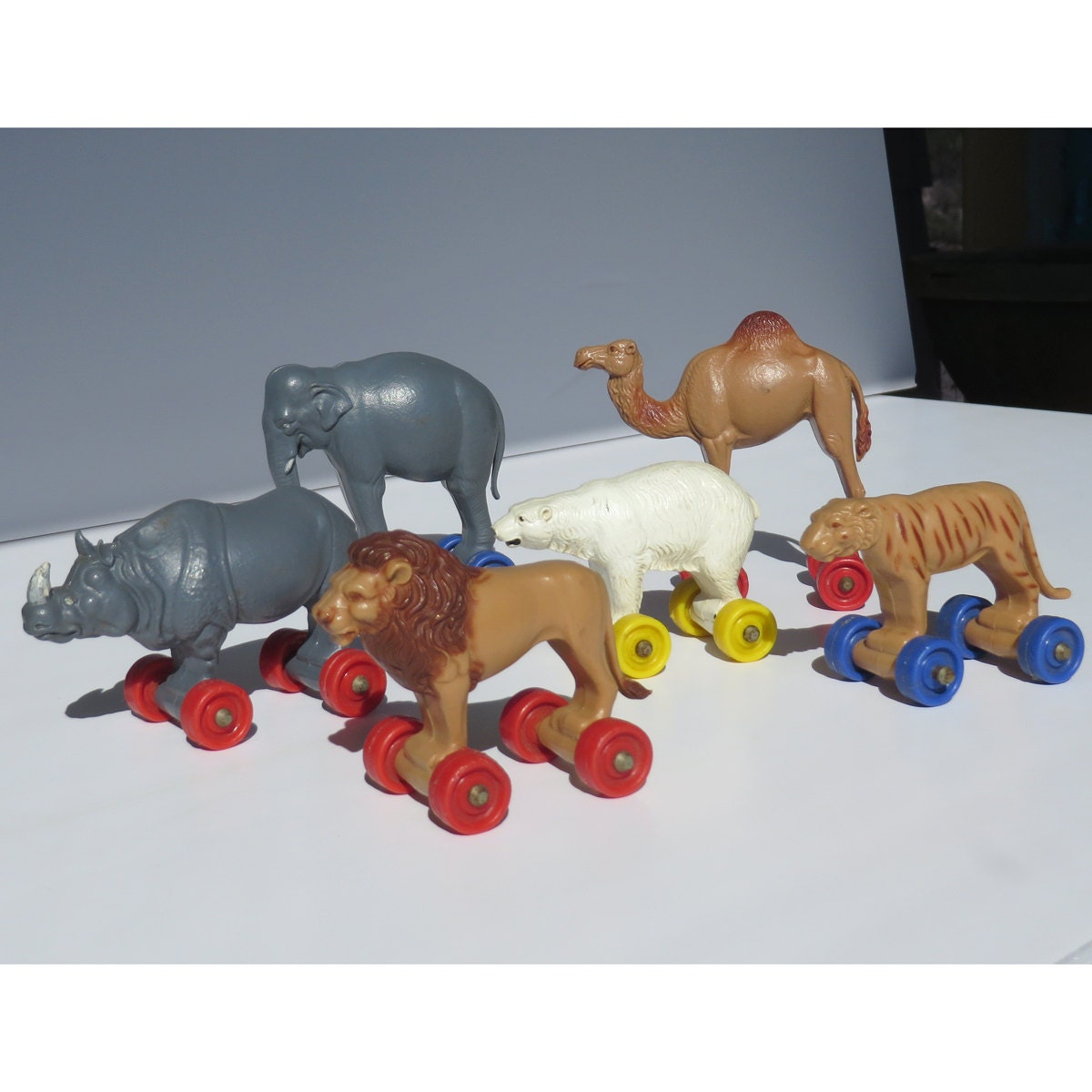 6 Tri Ang Noahs Ark Animals On Wheels Polar Bear