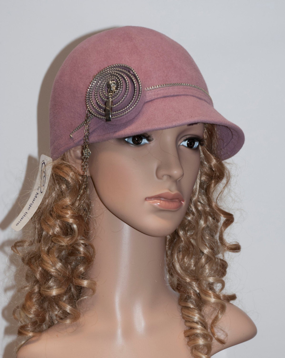 Pink newsboy cap hat with zipper trimm from high by MargeIilane