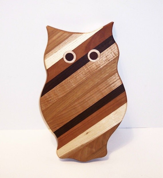 OWL Cutting Board Handcrafted from Mixed Hardwoods