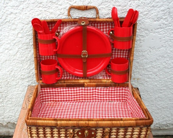 Large Picnic Basket Set Red and White Gingham Red Hard
