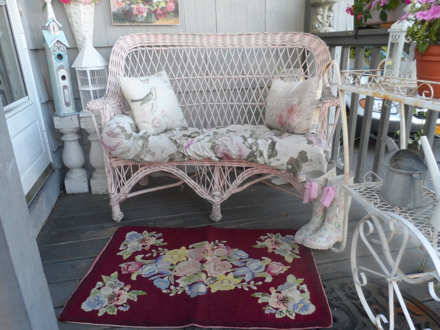 vintage hooked rug ROSES IRIS & PANSIES by ROSESdePARIS