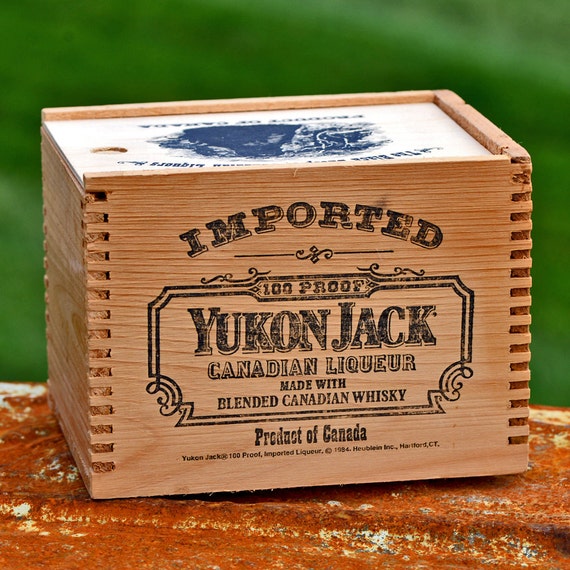 YUKON JACK... vintage wooden box... Home Decor... L