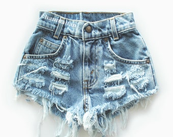 ALL SIZES TURN Vintage Levi high-waisted denim