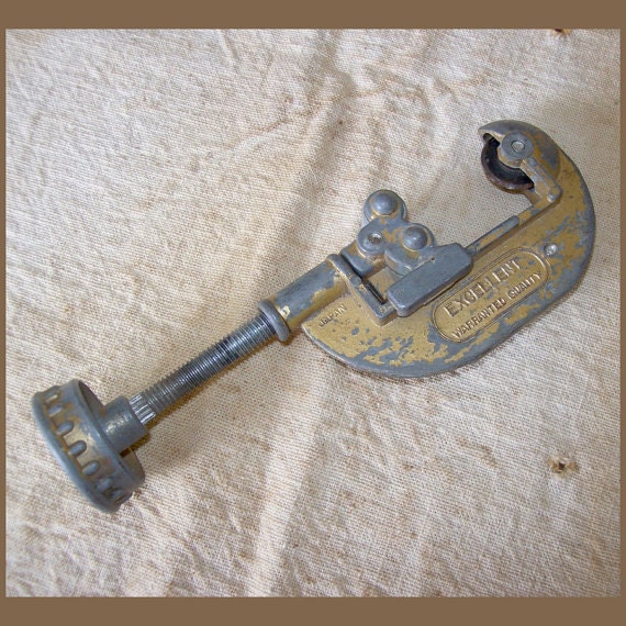 Vintage Copper Tubing Cutter / 1960s Copper Pipe Cutter