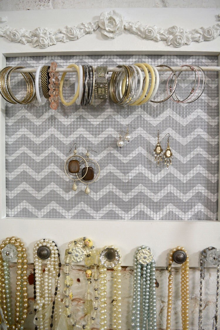 Painted Cottage Chic Shabby Farmhouse Jewelry Organizer HD98