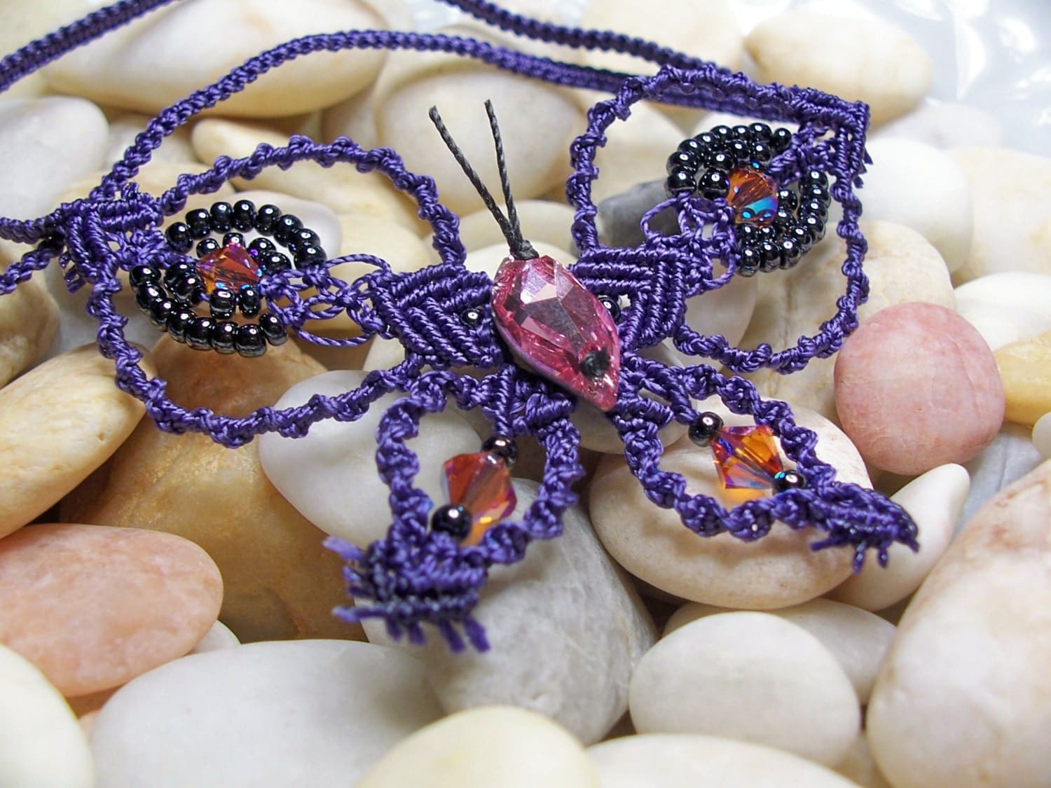 Macrame Butterfly Necklace or Pin Pattern in PDF