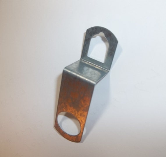 Heavy Duty Metal Clock Hanger Holds Up To 8 Lbs Direct Wall