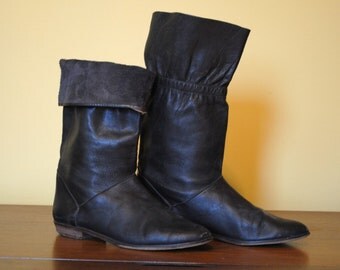 SALE 70s Vintage Boots Retro Italian Leather Shoes Fold down Women Fall Low Heel Mod