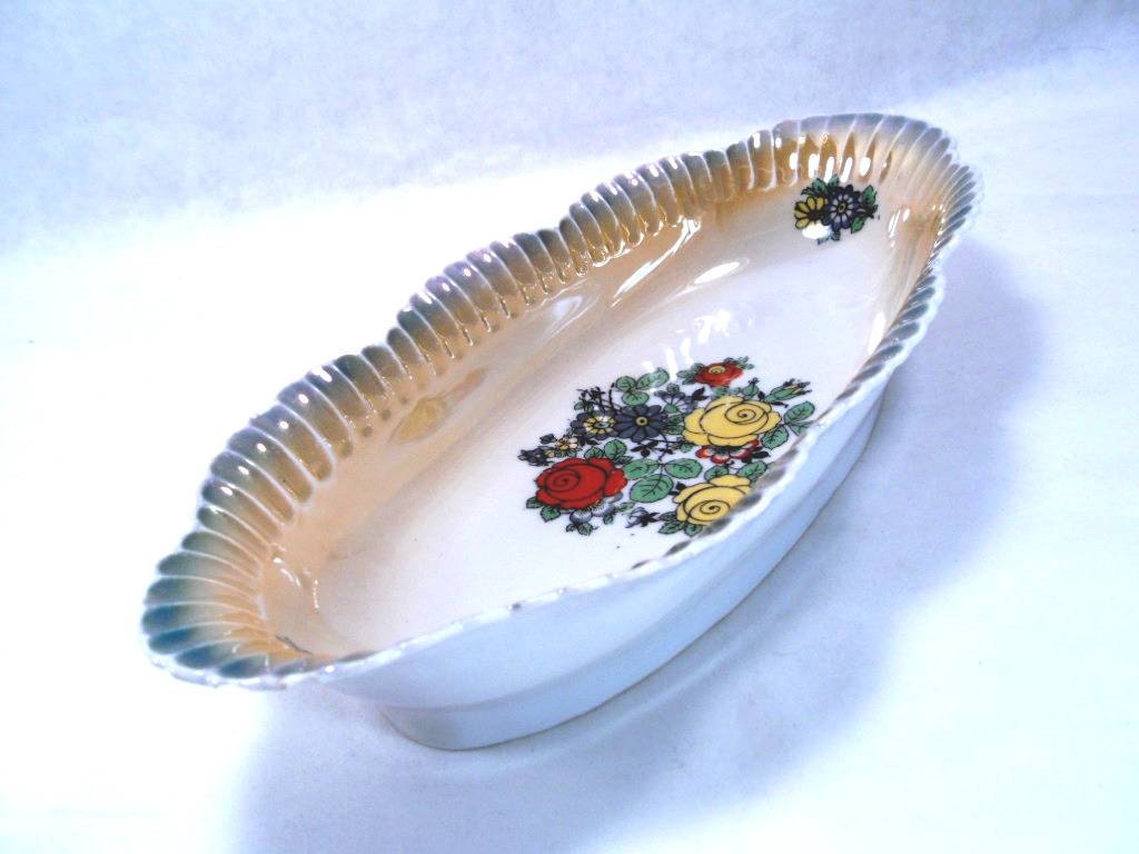 Long Ceramic Fluted Dish by Celebrate Vintage 30s Haute Juice