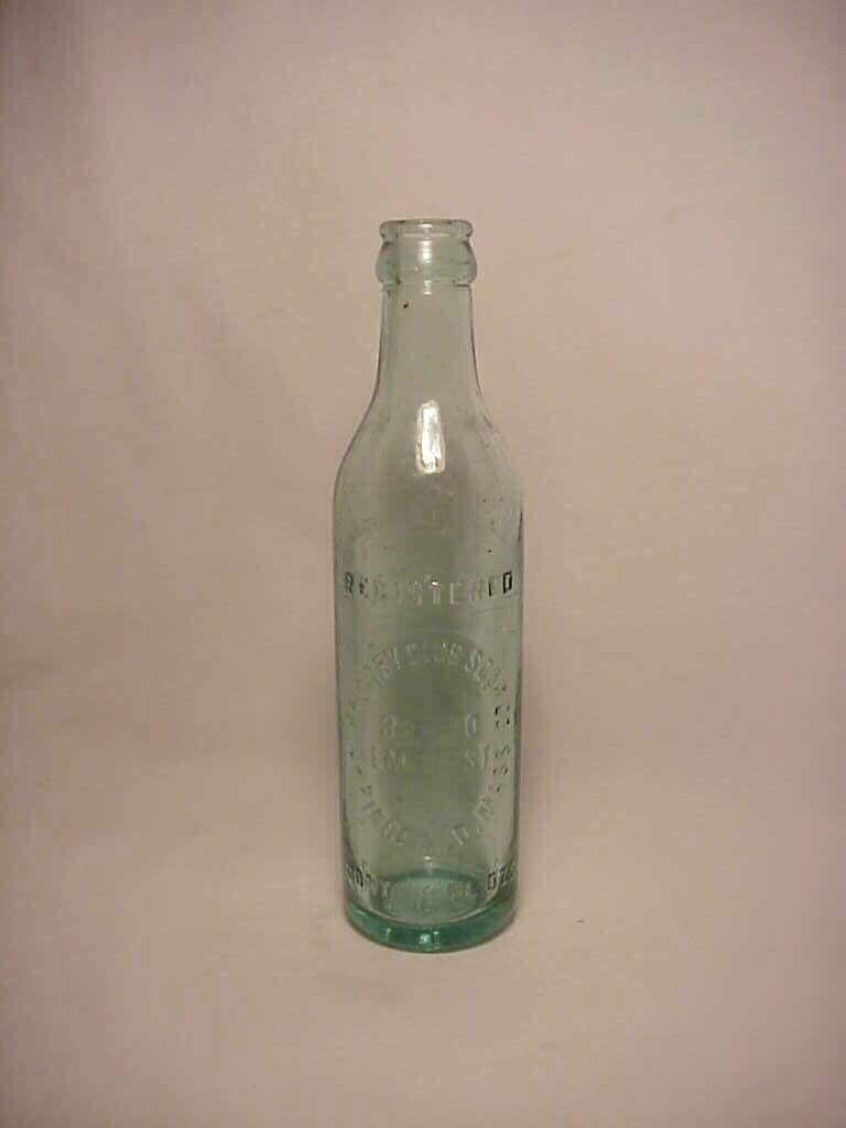 1918 Country Club Soda Co. Springfield Mass. Crown Top Aqua