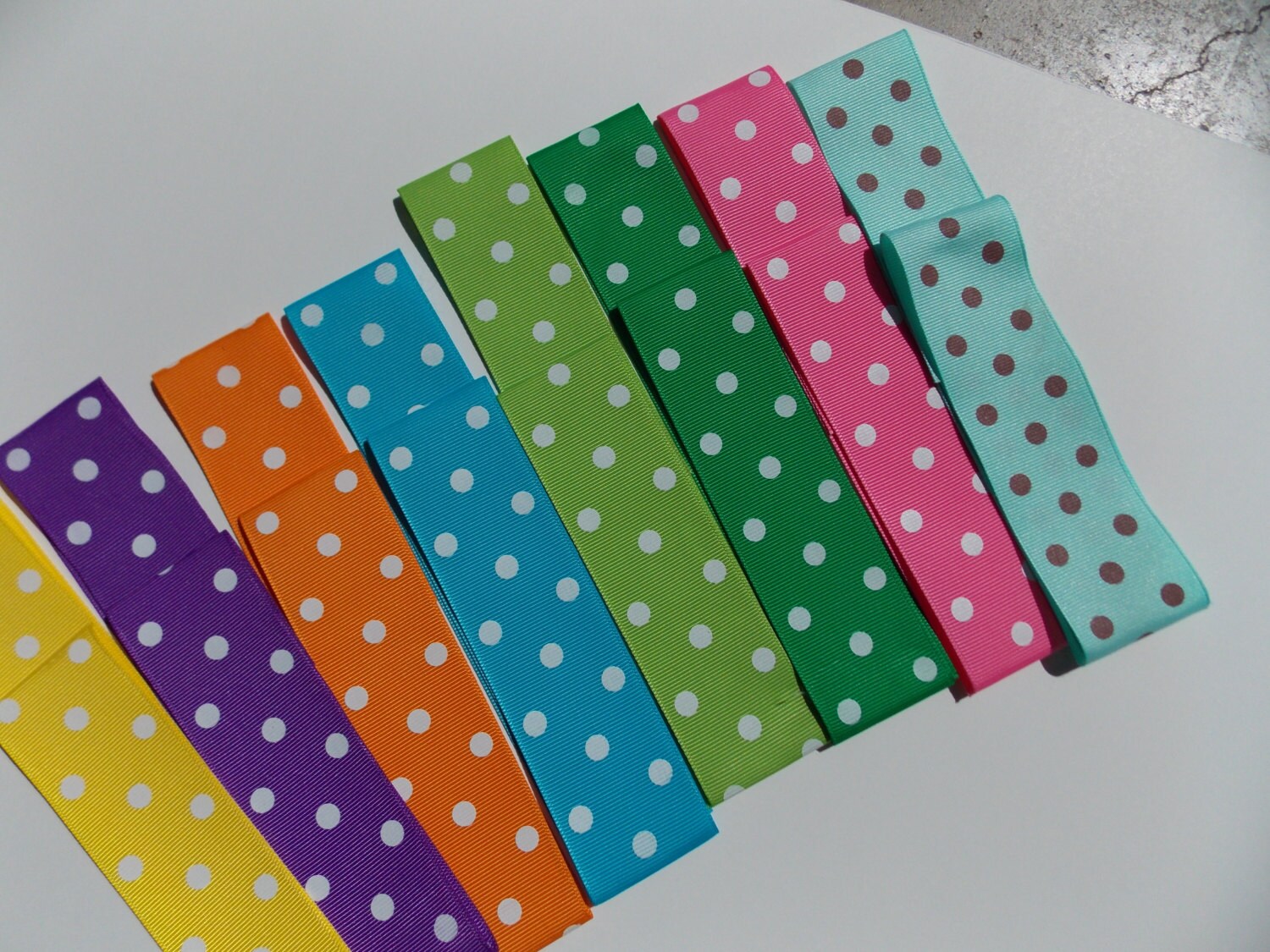 Personalized finger nail file holder Monogramed Grosgrain