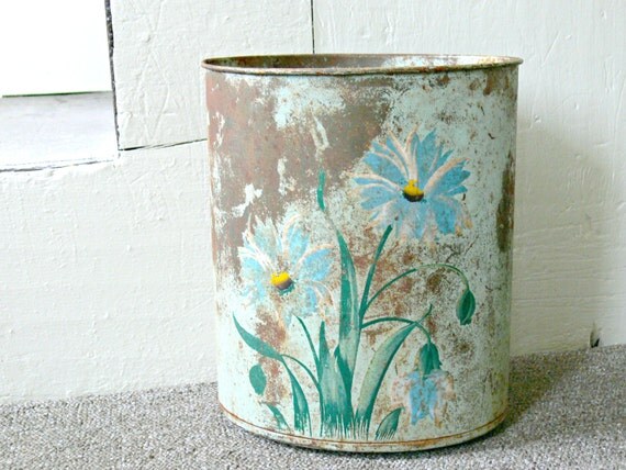 vintage waste basket hand painted shabby chic by eitherorfinds vintage waste basket hand painted shabby chic by eitherorfinds