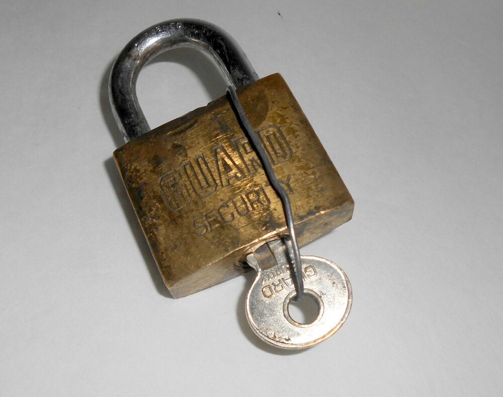Vintage Guard Security padlock with key Brass padlock with key