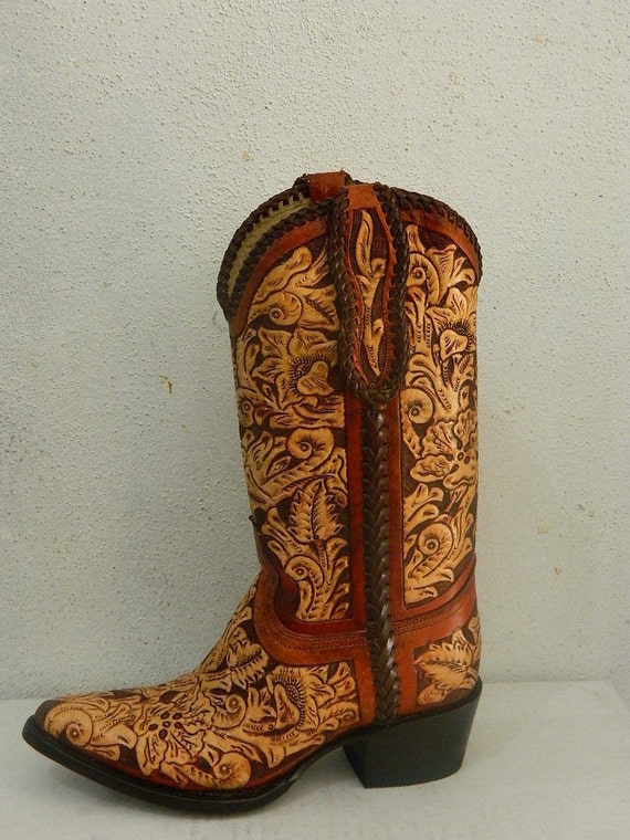 hand tooled cowboy boots mens