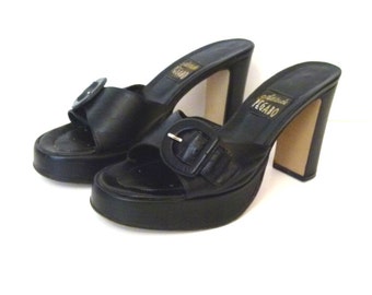 1980s Shoes Black Shoes Black Platform Sandals Vintage 80s Black Slides Chunky Platform Shoes Black Leather Shoes Black Sandals