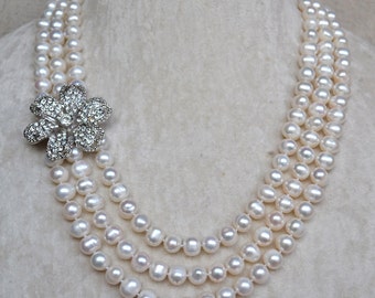 pearl necklaces,white pearl necklace,rhinestone flower necklace,3 rows pearl necklaces,freshwater pearl necklace,pearl brooch necklace
