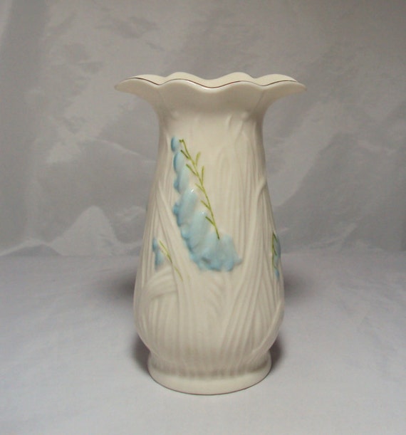 Belleek Lily of the Valley Bluebells Vase Gold Mark