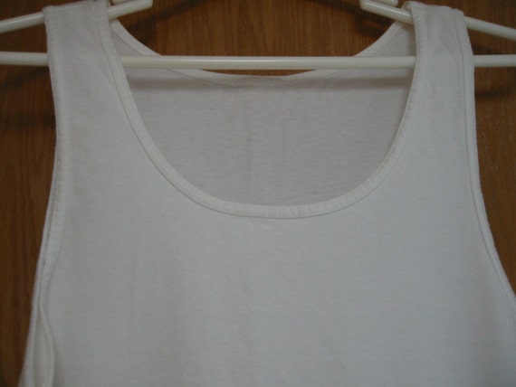 vintage womens white cotton tank top by 'the Gap'