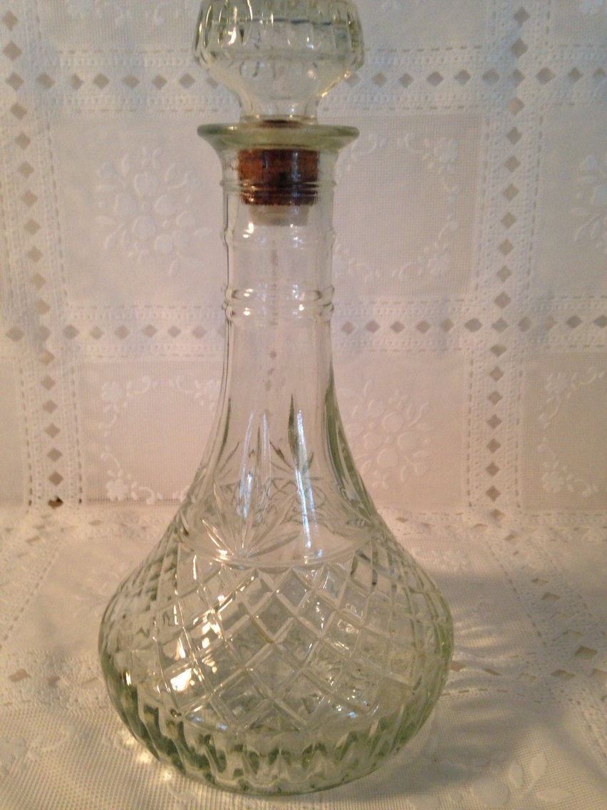 Vintage Liquor Decanter with Cork Stopper Haute Juice