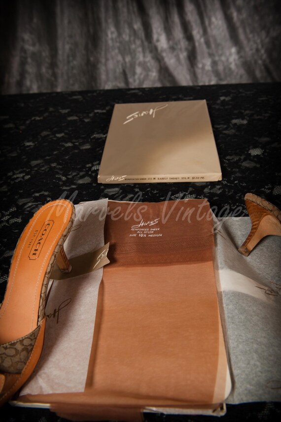 Vintage Hanes Stockings 415 RHT Nylon Hosiery 3pr. Barely