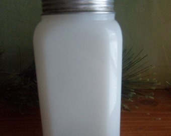Hazel Atlas, Clear Square Milk Glass Shaker