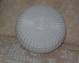 Ceiling Light Shade Rippled Pretty White, Vintage Lamp Shade, Round Lamp Shade, Vintage Lighting, Vintage home Decor, :)
