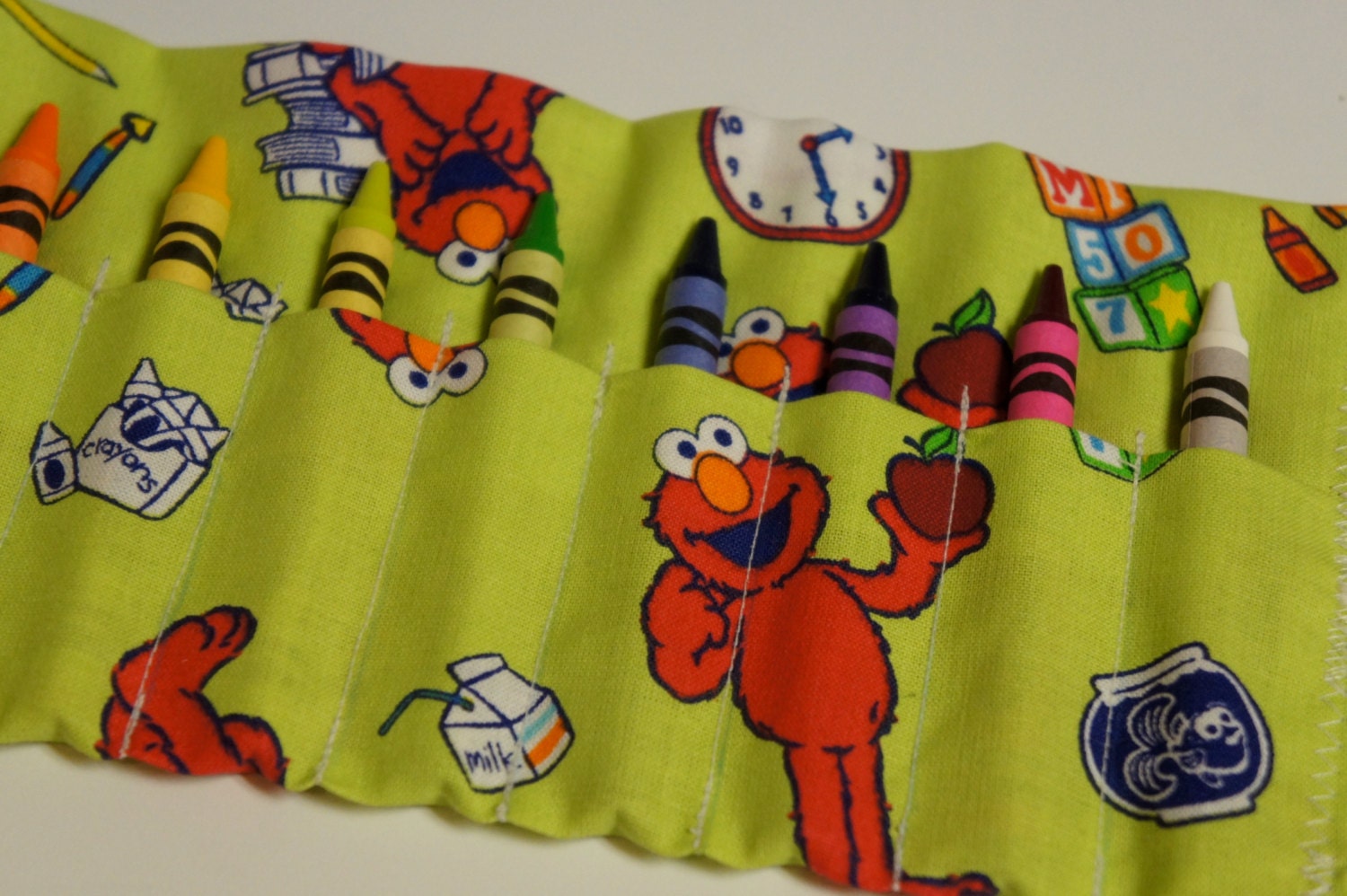 Elmo Crayon Roll Up 10 Count Back To School Sesame Street